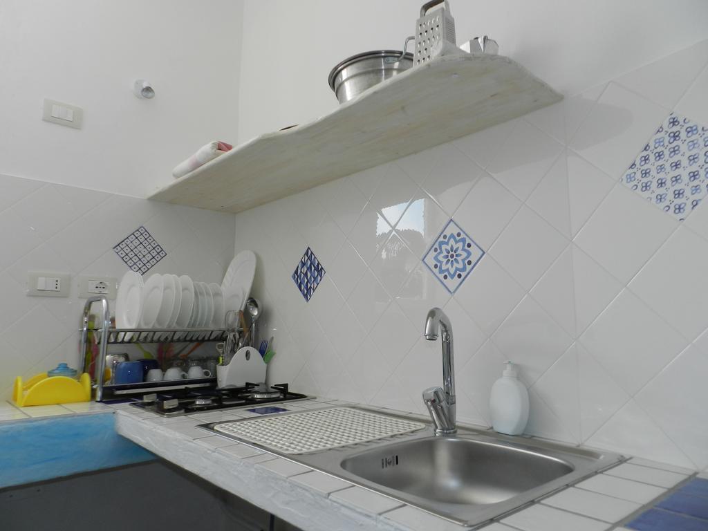 Casa Corte Con Terrazza タヴィアーノ エクステリア 写真