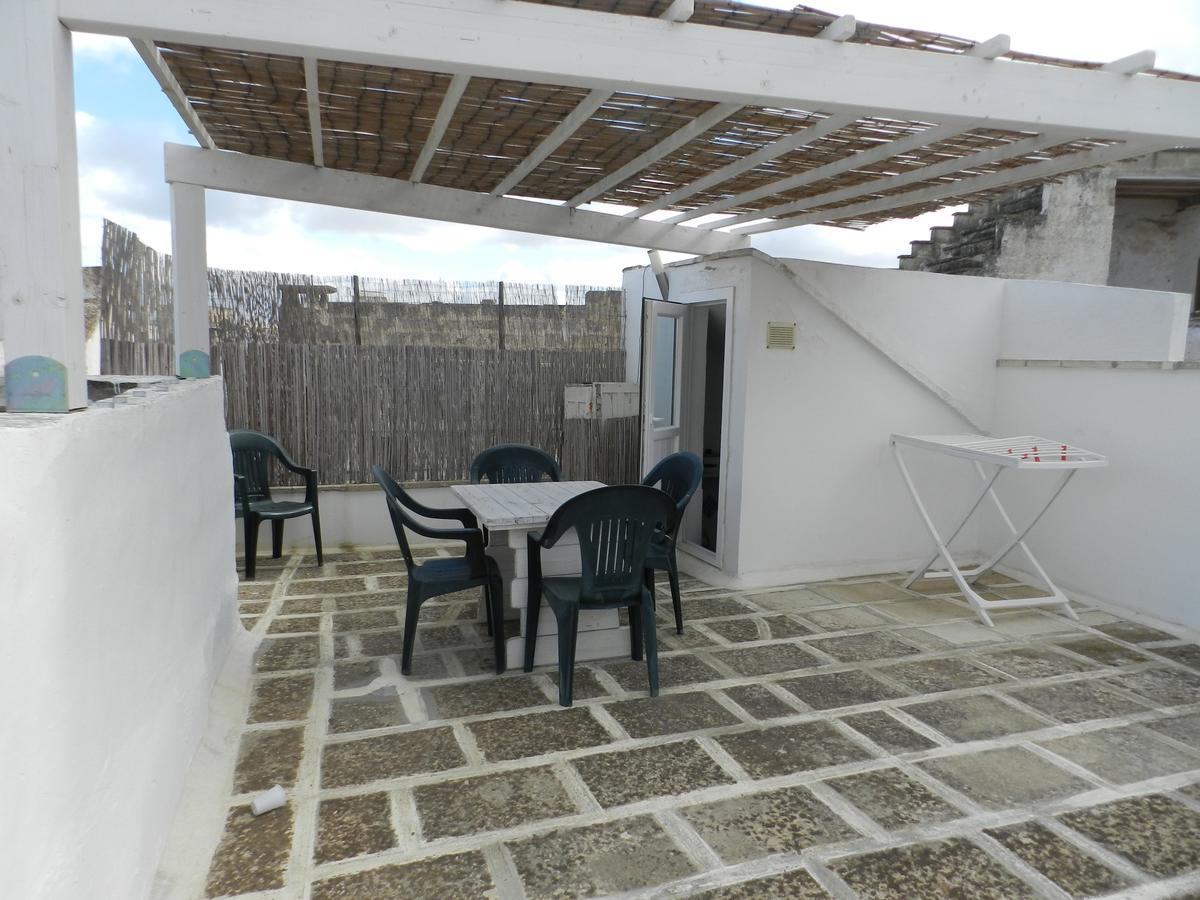 Casa Corte Con Terrazza タヴィアーノ エクステリア 写真